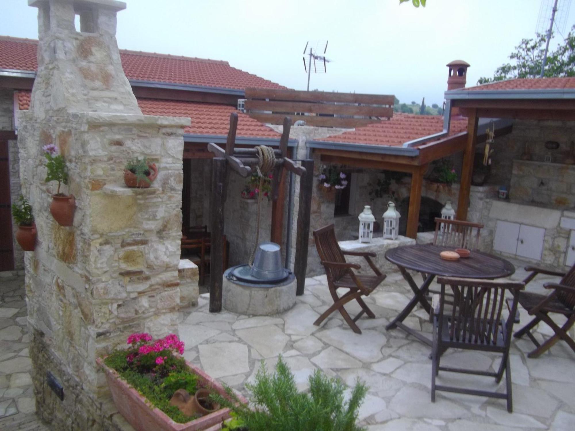 Xenios Cottages Lofou Oda fotoğraf