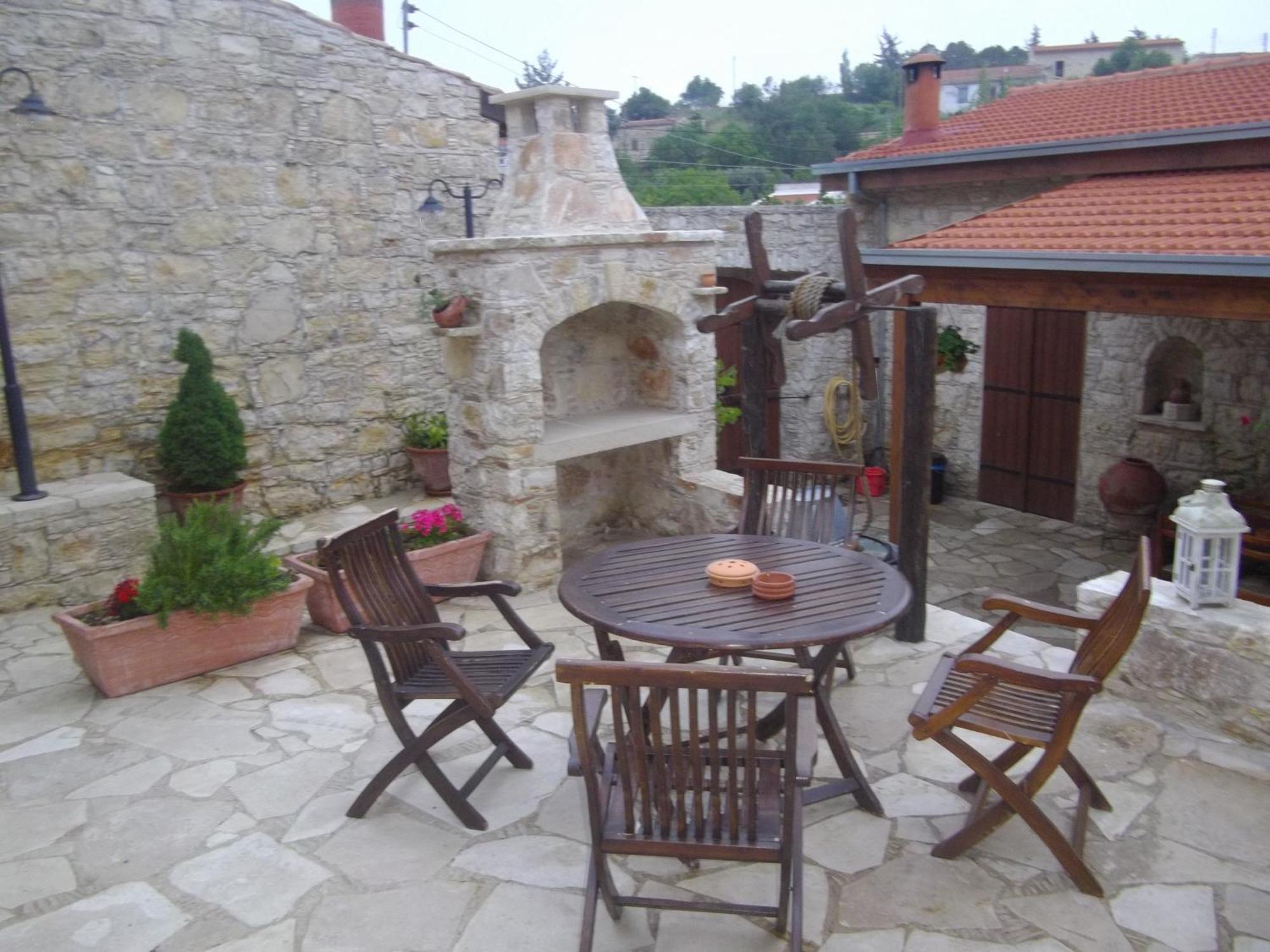 Xenios Cottages Lofou Oda fotoğraf
