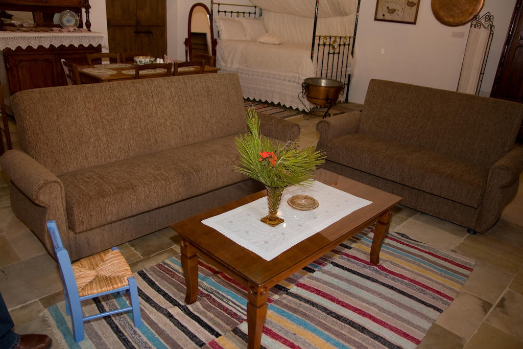 Xenios Cottages Lofou Dış mekan fotoğraf