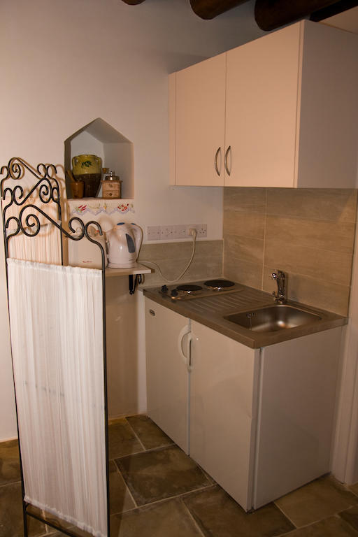 Xenios Cottages Lofou Oda fotoğraf