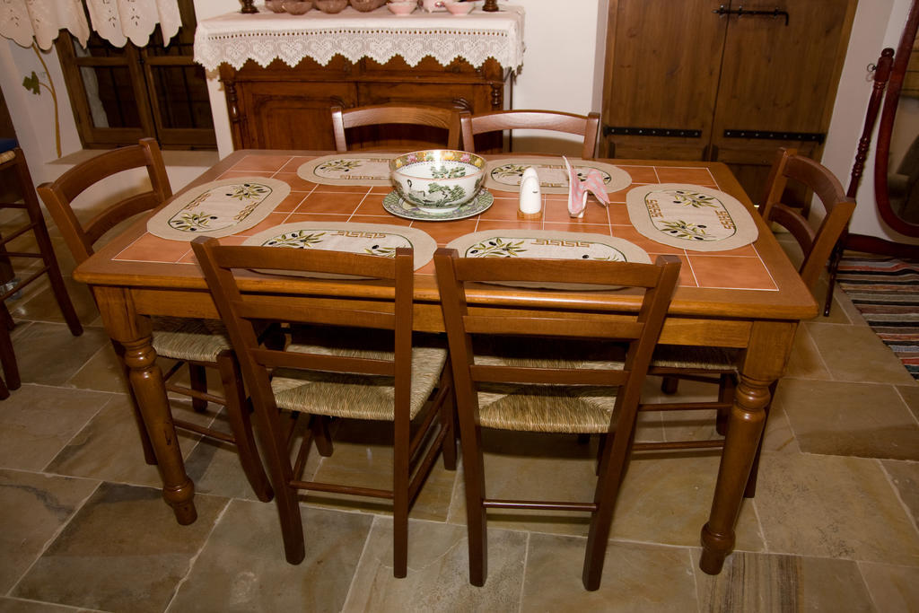 Xenios Cottages Lofou Oda fotoğraf